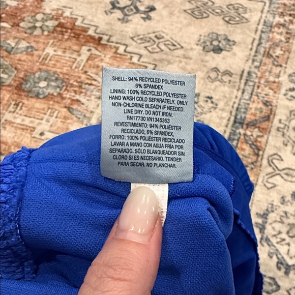 Shade & Shore Vibrant Blue Textured Swimsuit size medium 8/10 - Picture 6 of 6